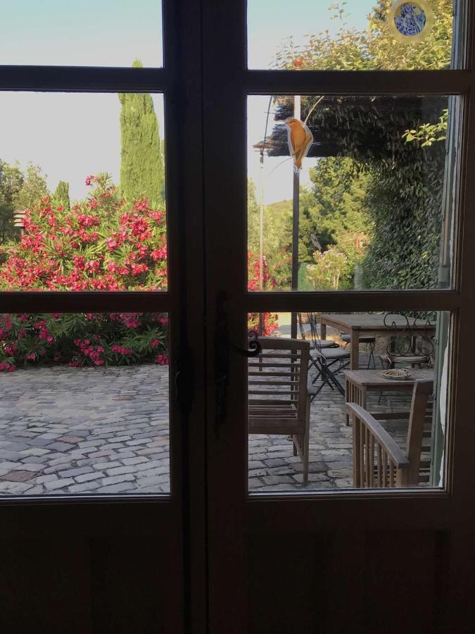 مبيت وإفطار Barbentane Le Mazet De La Dame المظهر الخارجي الصورة
